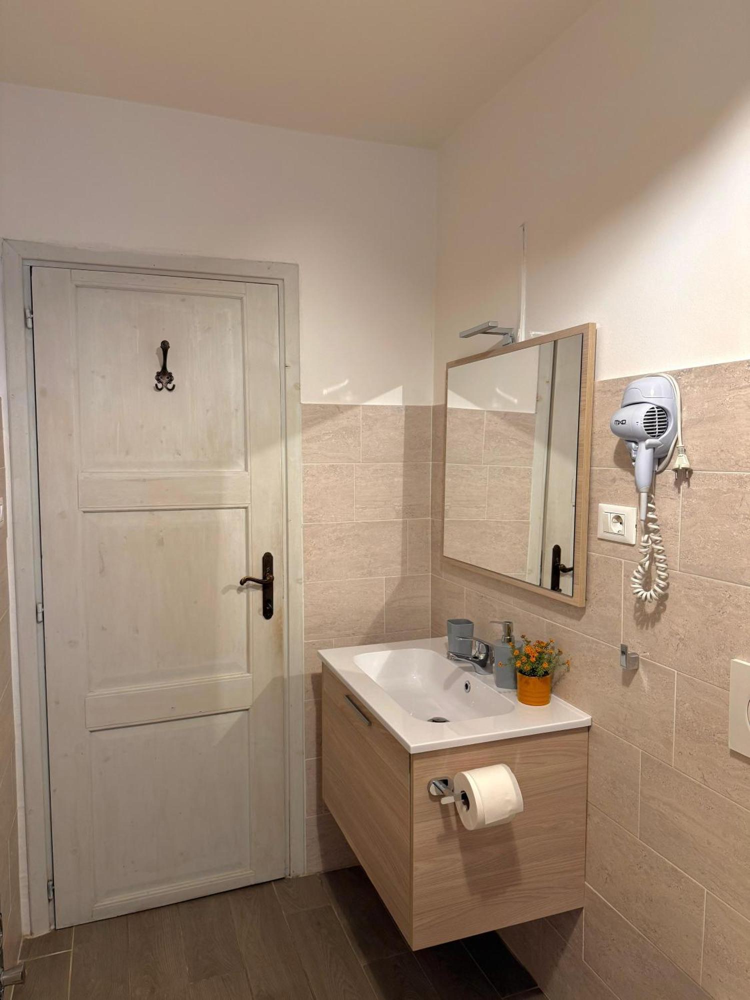 Friedrich Apartments ميرانو المظهر الخارجي الصورة
